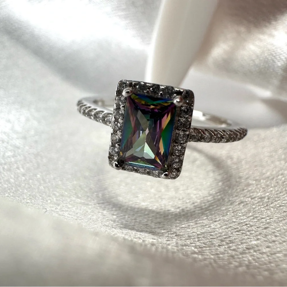 925 Sterling Silver Rhodium CZ mystic topaz Ring w/ polishing cloth Size 6 NEW